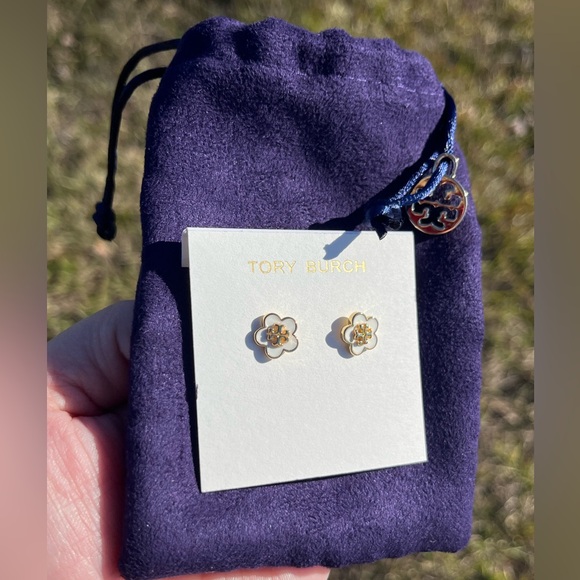 NWOT Tory Burch Kira Flower Stud Earrings - Picture 7 of 8
